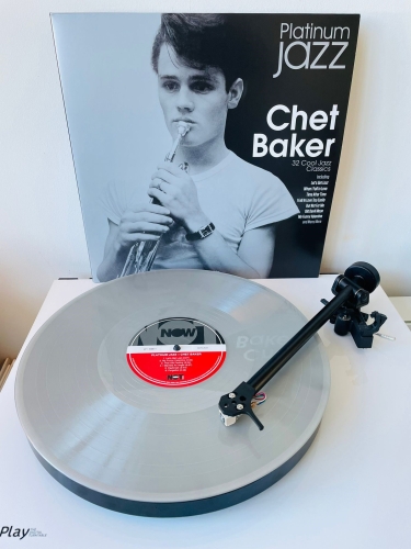 Картинка Chet Baker Platinum Jazz 32 Cool Jazz Classics Silver Vinyl (3LP) NotNowMusic 401990 5060403742919 фото 4