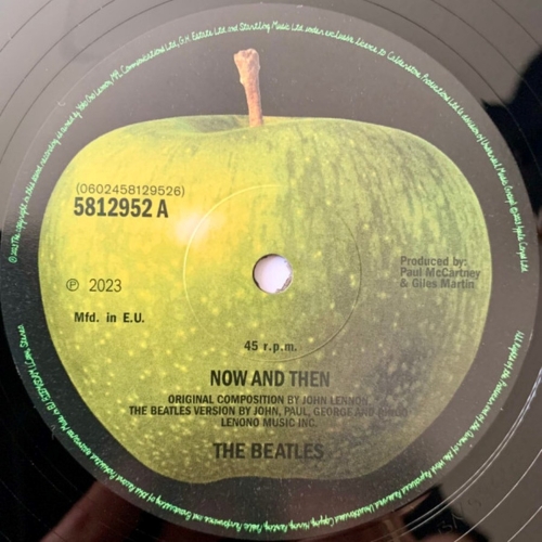 Картинка The Beatles Now And Then / Love Me Do 12" Vinyl Single (LP) Apple Records Music 401982 602458129526 фото 5